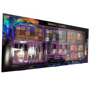 NEW 90 piece BEAUTY RUNWAY cosmetic makeup kit set EYES LIPS NAILS